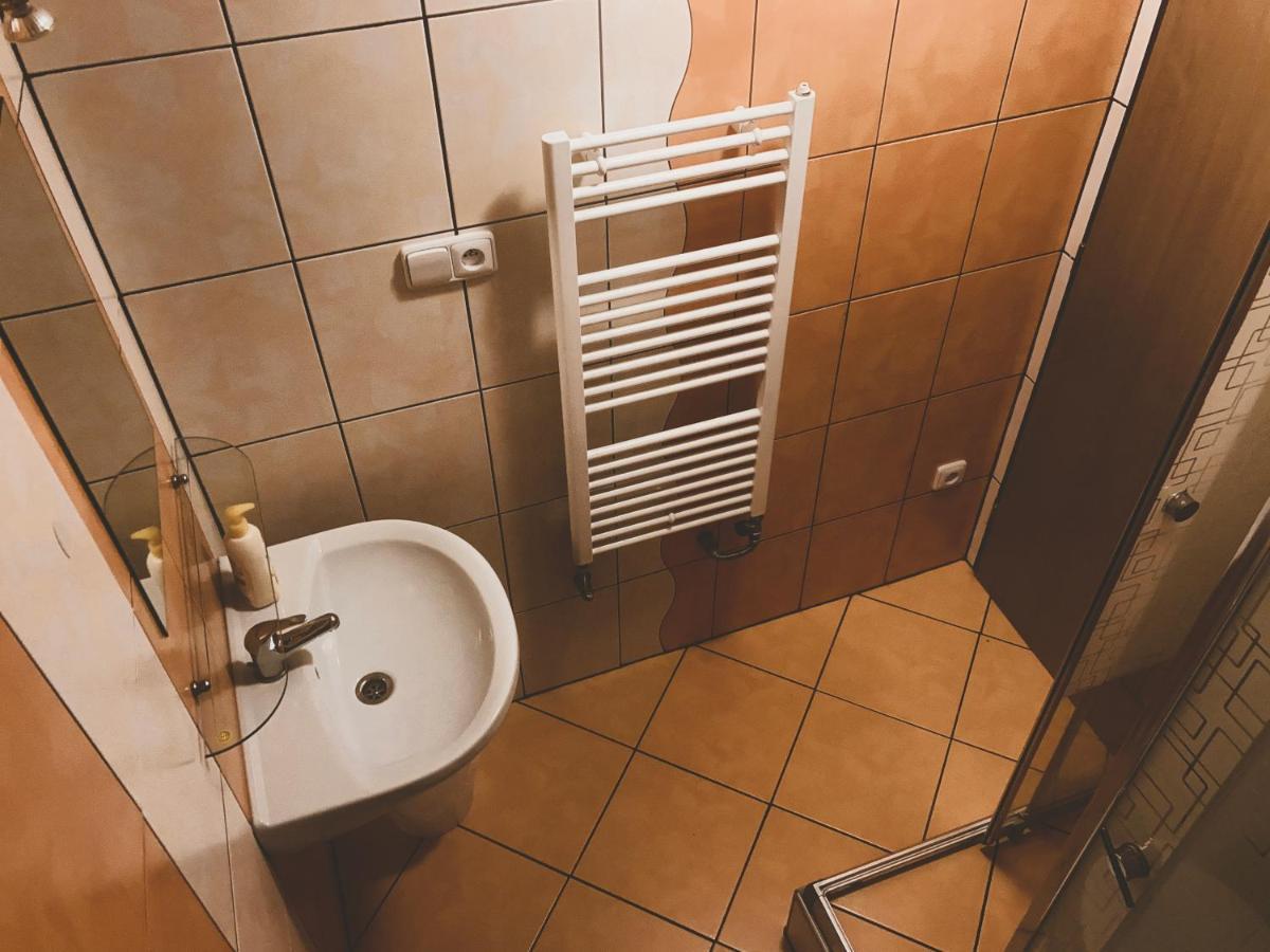 Althansky Hostinec Znojmo Buitenkant foto