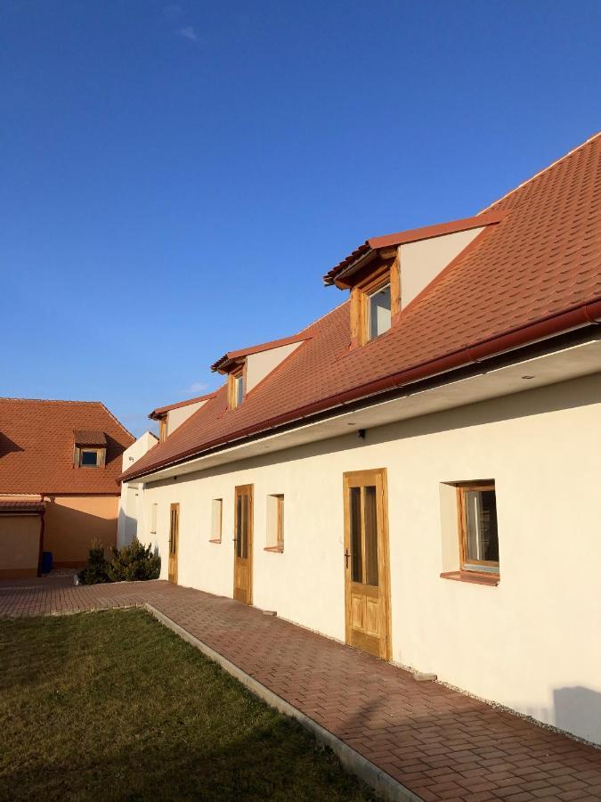 Althansky Hostinec Znojmo Buitenkant foto