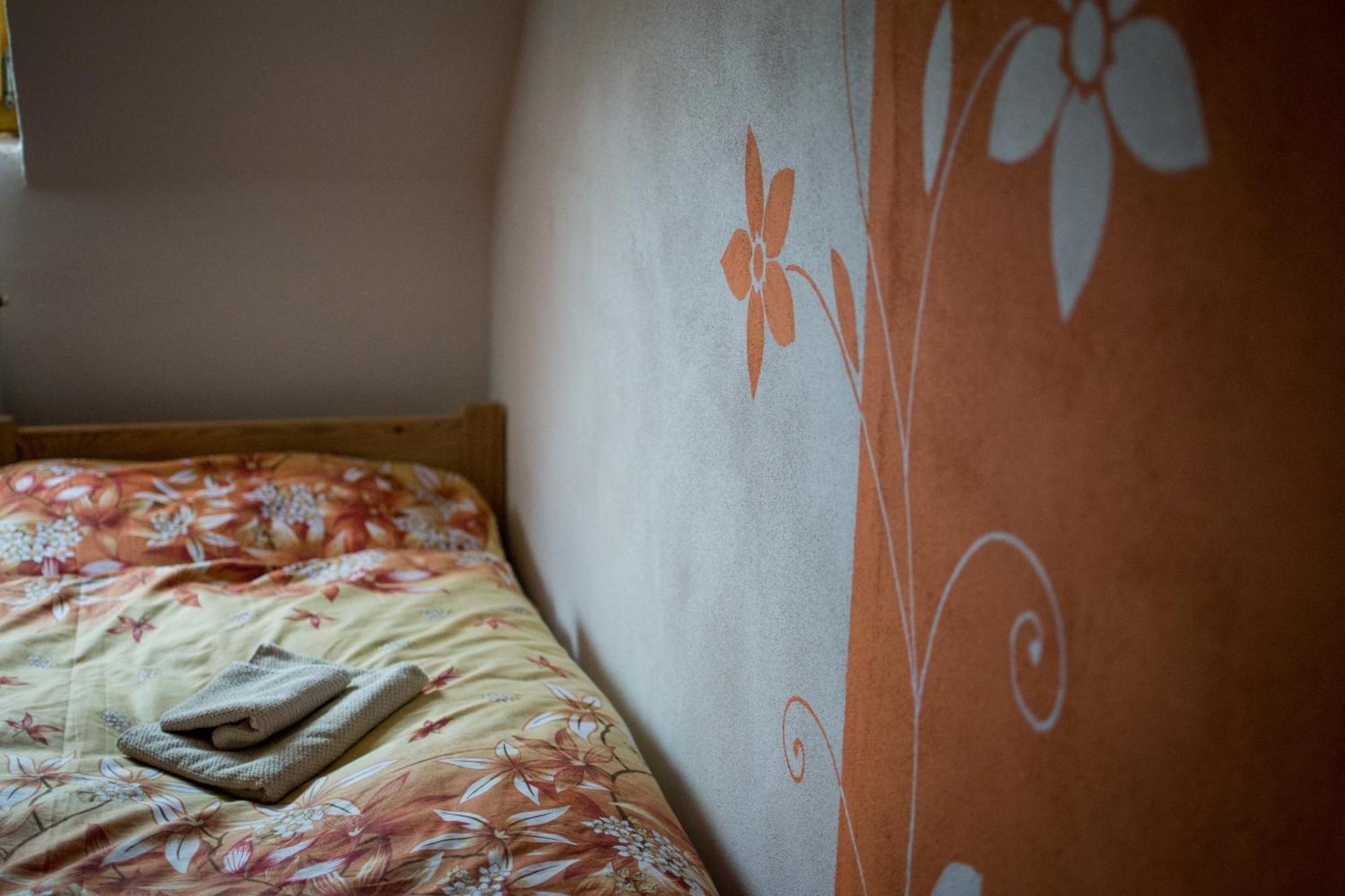 Althansky Hostinec Znojmo Buitenkant foto